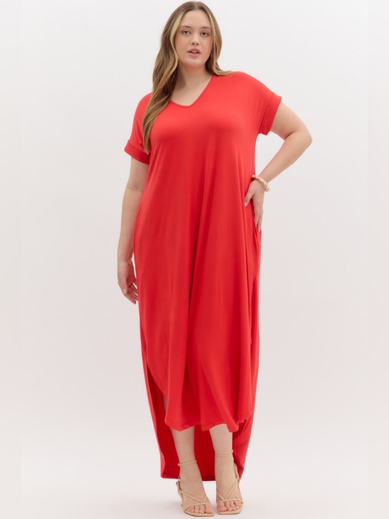 entro Dresses & Skirts - 🆕 Entro Solid jersey knit V-neck round hem maxi dress
